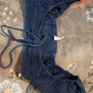 Elegant Navy Blue Women's Crop Top